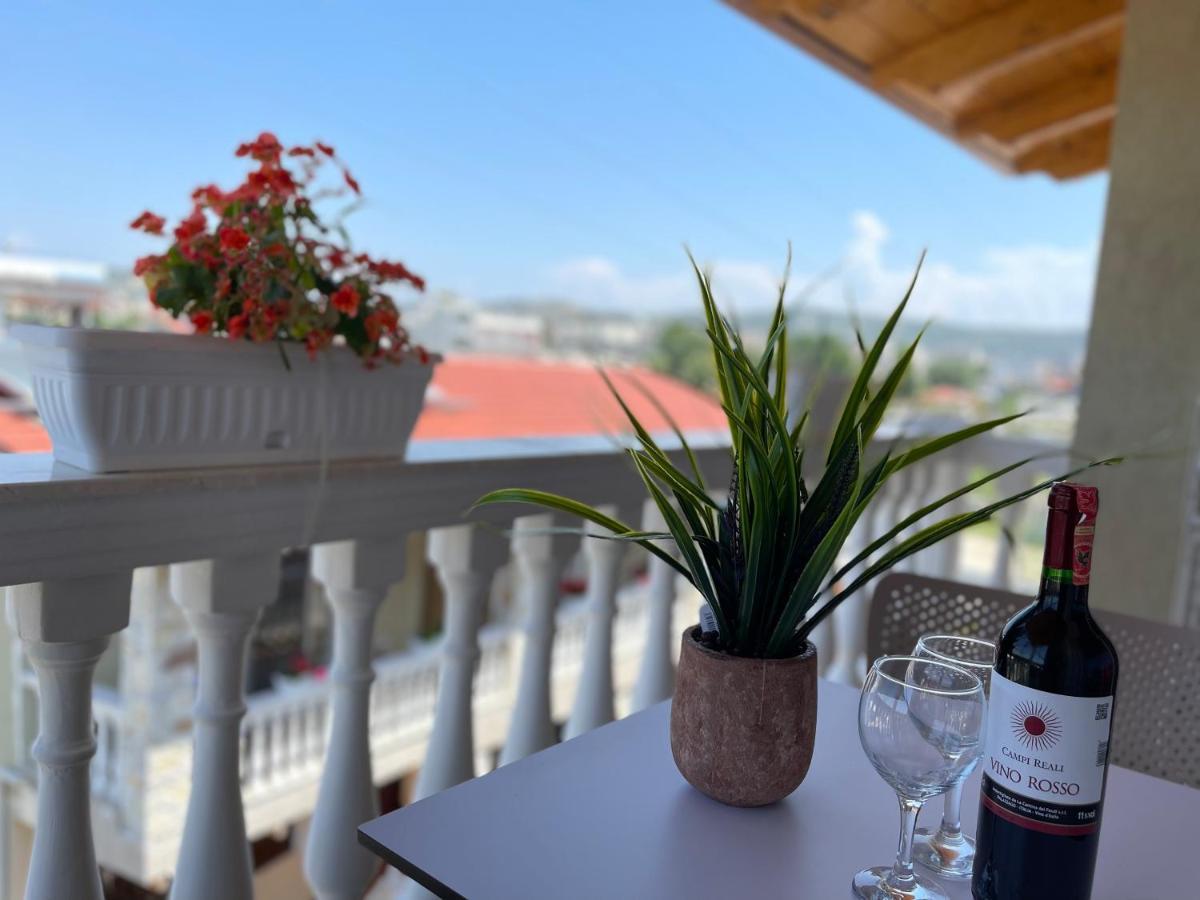 Vila Arial Vlorë Exterior foto