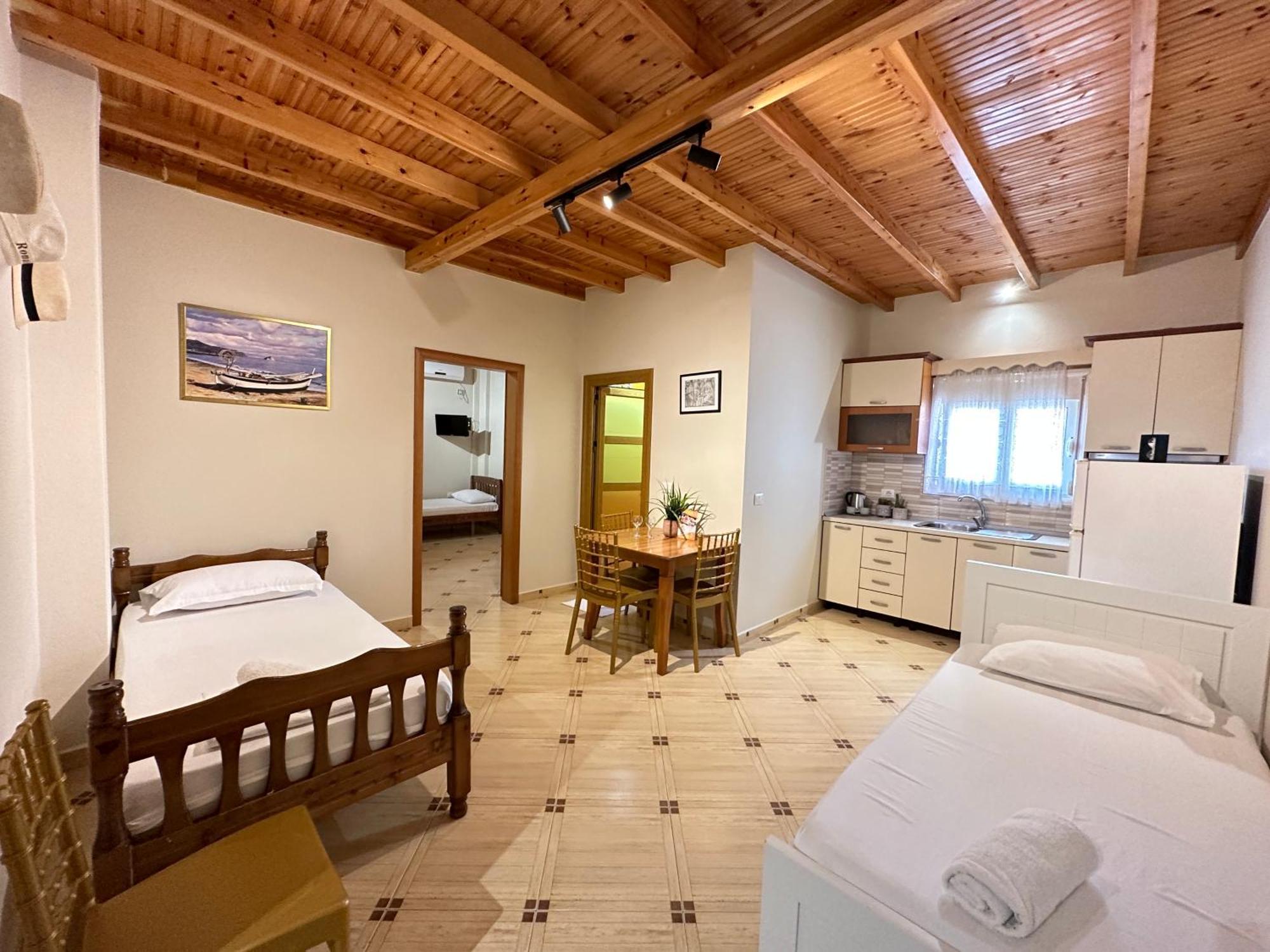Vila Arial Vlorë Exterior foto