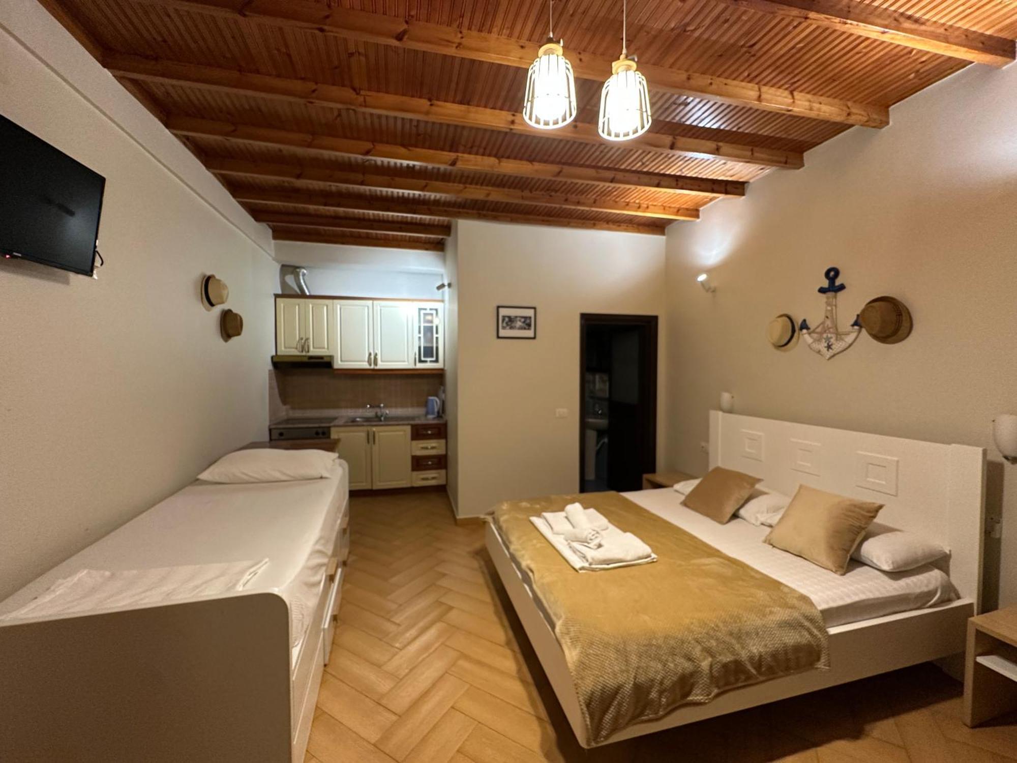 Vila Arial Vlorë Exterior foto