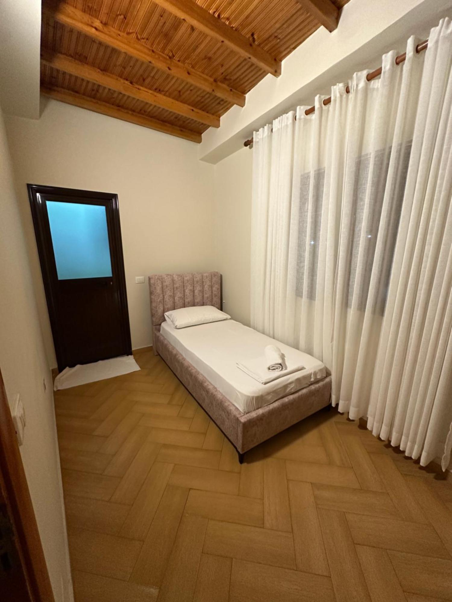 Vila Arial Vlorë Exterior foto